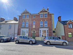 Photo 7- click for photo gallery